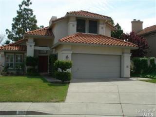 107 Nighthawk Ct, Vacaville, CA 95688-1035