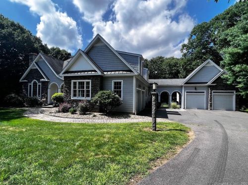 44 Fox Mdw, East Hampton, CT 06447-1163