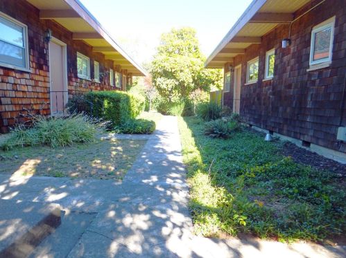 35 Valley Rd, Mill Valley, CA 94941-5206