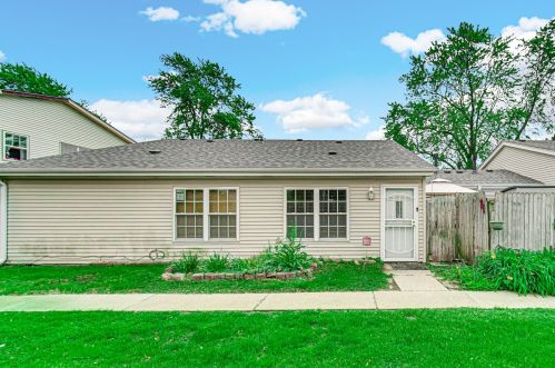 7 Fernwood Dr, Lemont, IL 60440-2917