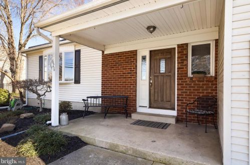 626 Paxson Ave, Trenton, NJ 08619-1167