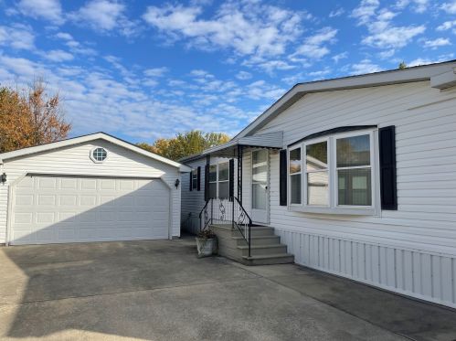 26 Petunia Cir, Matteson, IL 60443-1585