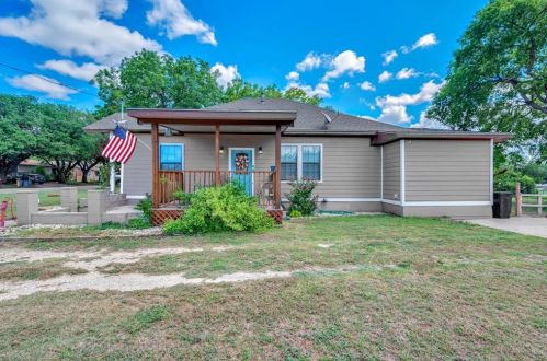 216 Brazos St, Vaughan, TX 76645-3004