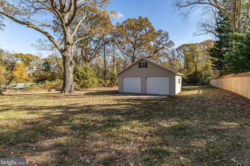 1005 Shore Acres Rd, Arnold MD  21012-1725 exterior