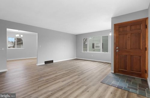 509 Diller Rd, Hanover PA 17331-4806 exterior