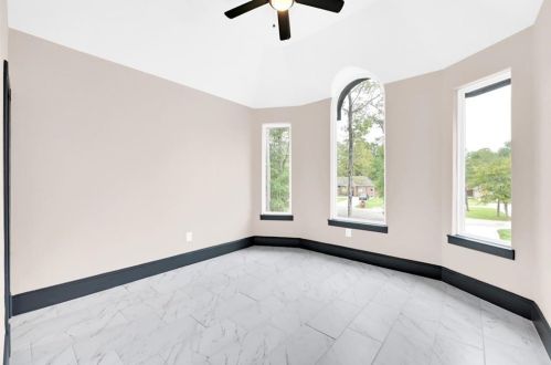 15475 Conroe Dr, Conroe TX  77384-3419 exterior