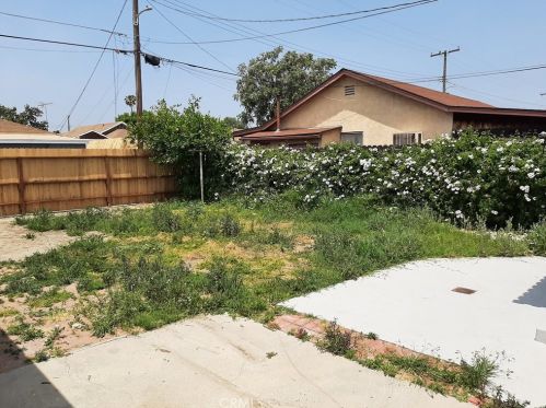 525 East St, Anaheim CA  92805-4835 exterior