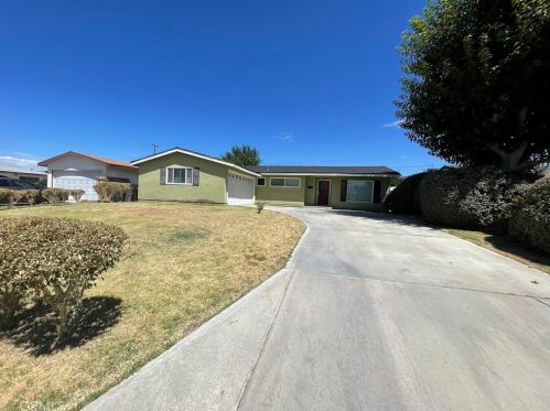 403 Langhorn St, Lancaster, CA 93535-2616
