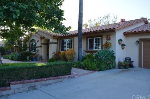 2865 Howe Rd, Simi Valley, CA 93065-1026