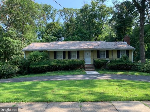 90 Woodside Ln, Princeton NJ  08540-5426 exterior