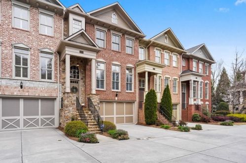 1070 Charles Towne Sq, Atlanta, GA 30328-5722