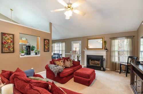 9940 Rivercliff Ln, Villa Rica, GA 30180-3364