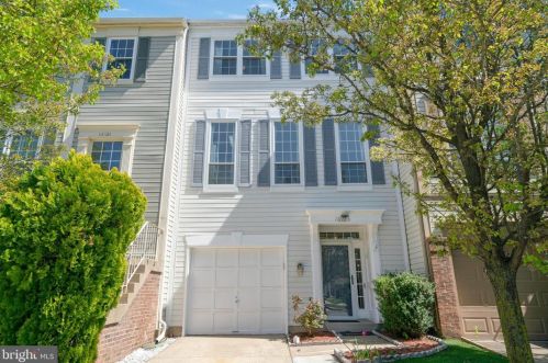 16925 Jed Forest Ln, Woodbridge, VA 22191-5128