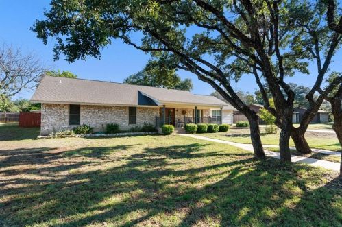 512 Ridgecrest Rd, Georgetown, TX 78628-3021
