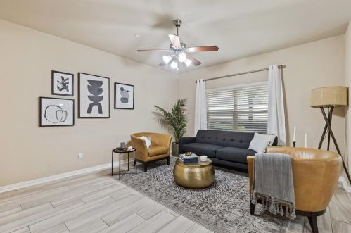 3622 Boxwood Dr, Garland TX 75040-8798 exterior