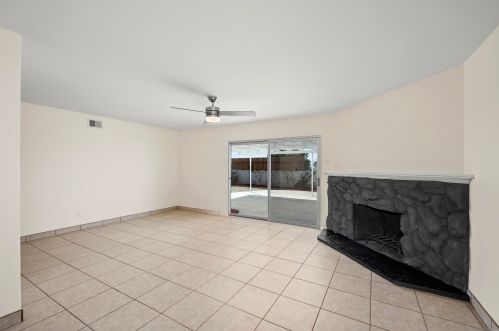 966 Melrose Ave, Chula Vista CA  91911-2336 exterior