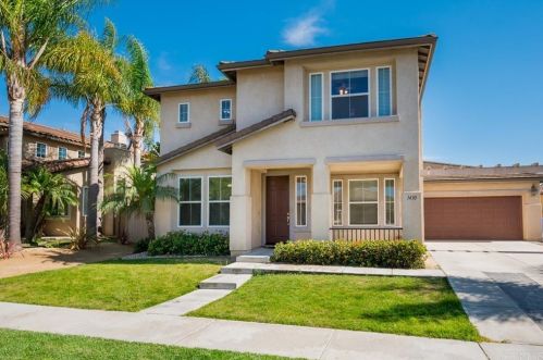 1430 Stanislaus Dr, Chula Vista CA  91913-1478 exterior