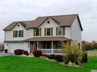 386 Pheasant Ln, Carlisle, PA 17015-7113