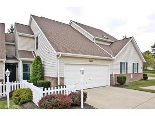 4873 Hawthorn Ln, Cleveland, OH 44145-5174