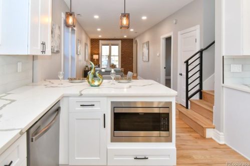 3233 Marion St, Denver CO  80205-3951 exterior