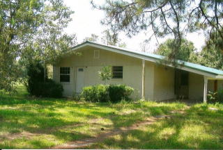 151 Debbie Dr, Adel, GA 31620-1458