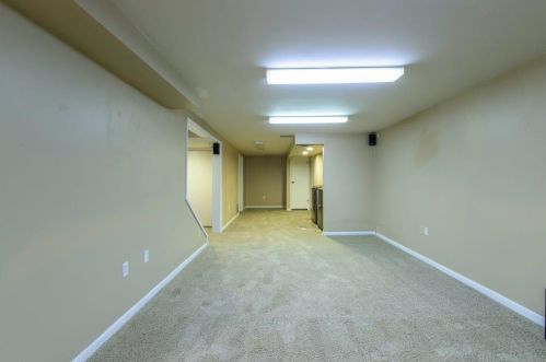 4546 Laredo St, Springfield OH  45503-6024 exterior