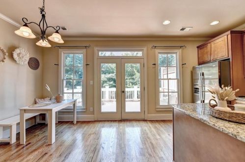 831 Mountain View Ter, Marietta GA  30064-2089 exterior
