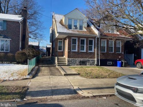 1422 Friendship St, Philadelphia, PA 19111-4208
