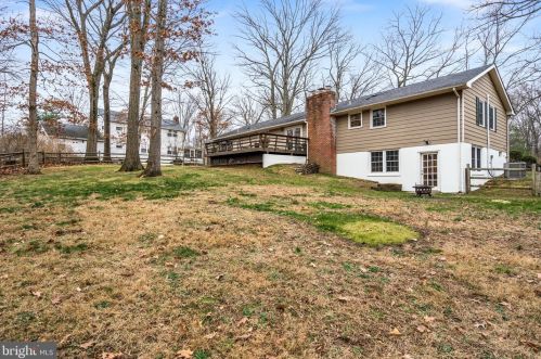 10 Frst Ln, Trenton NJ 08628-1603 exterior