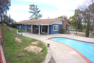 945 Etcheverry St, Ramona, CA 92065-3115