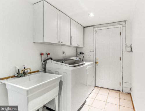 5225 Heming Ave, Springfield VA  22151-2942 exterior