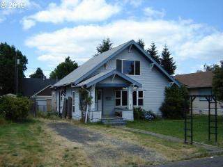 162 5th Ave, Barlow, OR 97013-3114