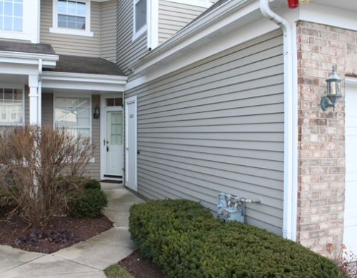 1062 Sheridan Cir, Naperville, IL 60563-4216
