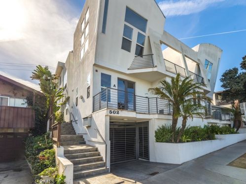 502 Rosecrans Ave, Manhattan Beach, CA 90266-3473