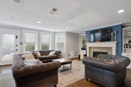 1301 Virginia Pl, Fort Worth TX  76107-2436 exterior