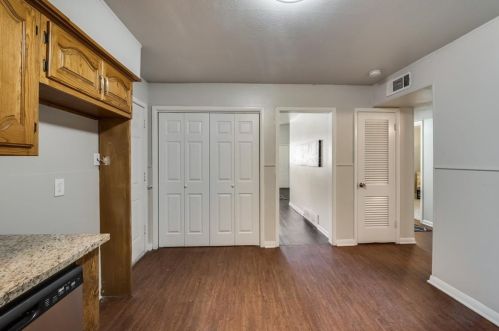 8332 Carrick St, Fort Worth TX  76116-6818 exterior