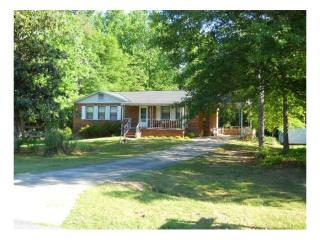 13607 Roanoke Dr, Columbus, GA 31829-2125