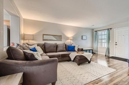 7882 Kittredge Cir, Englewood CO 80112-4644 exterior