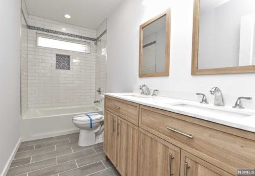 515 Anderson Ave, Wood-Ridge NJ  07075-2309 exterior
