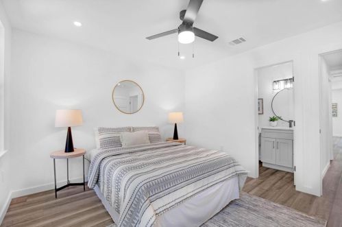 3104 Th, Austin TX  78702-1402 exterior