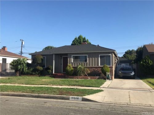 11328 Buell St, Downey, CA 90241-3115
