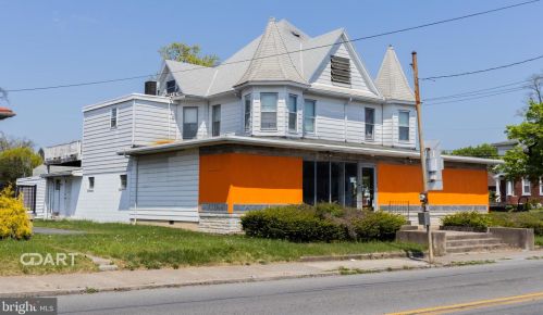 2920 Herr St, Harrisburg, PA 17103-1819