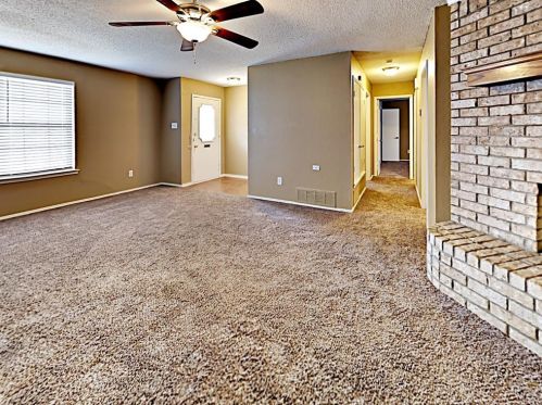 2041 Oakbluff Cir, Carrollton TX  75007-1615 exterior