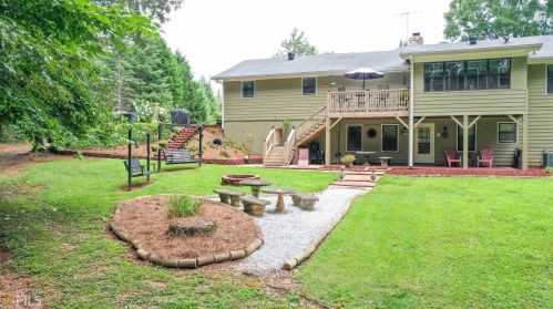 4153 Highway 155, Stockbridge GA  30281-4011 exterior