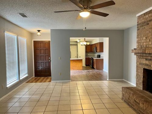 2254 Spicewood Ln, Carrollton TX  75006-1647 exterior