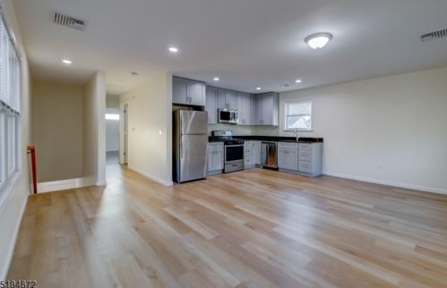 23 Chapel St, Bloomfield NJ  07003-3909 exterior