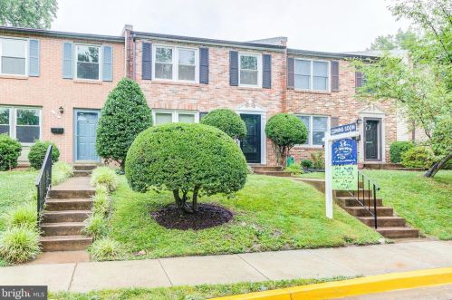147 Annandale Rd, Falls Church, VA 22046-4402