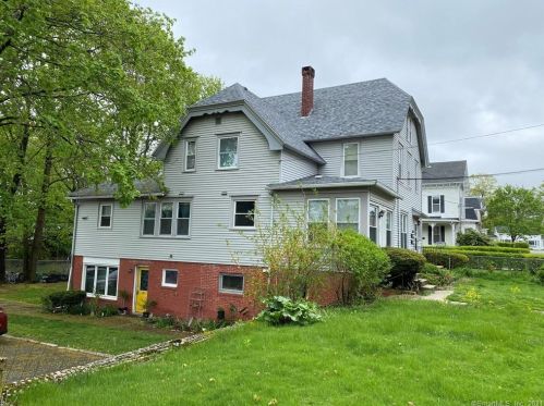 35 Spring St, Killingly, CT 06239-2878