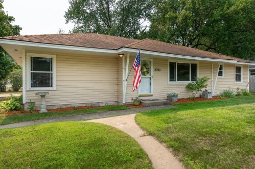 11300 Heights Dr, Minneapolis, MN 55433-3528