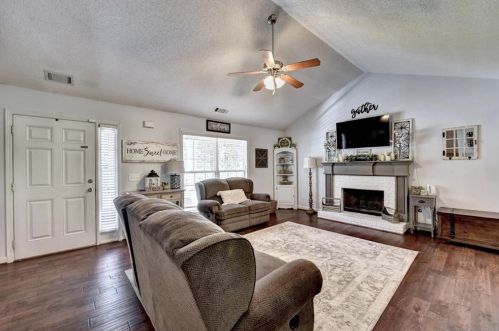 191 Laurel Oaks Ln, Jefferson GA  30549-5590 exterior